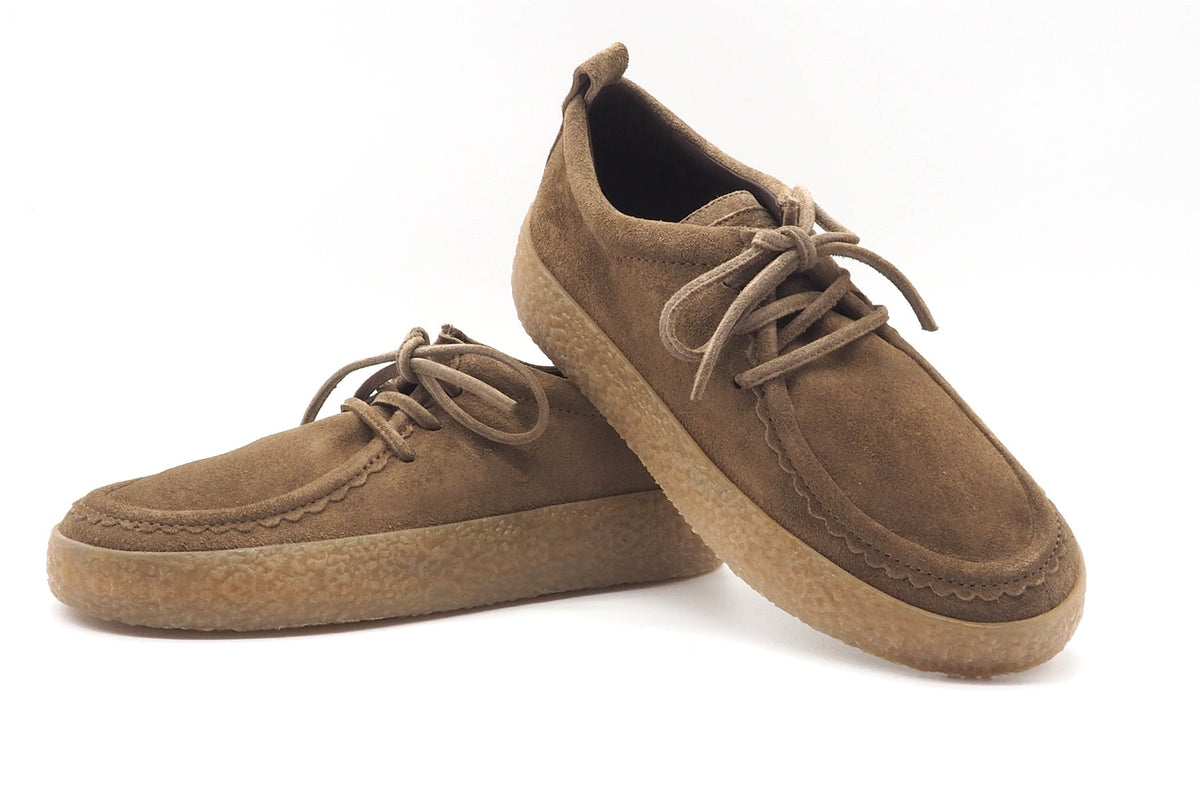 Damen-Moccasinschnürer aus Veloursleder in Braun mit Kreppsohlenoptik Damen Loafers & Schnürer Kennel & Schmenger 