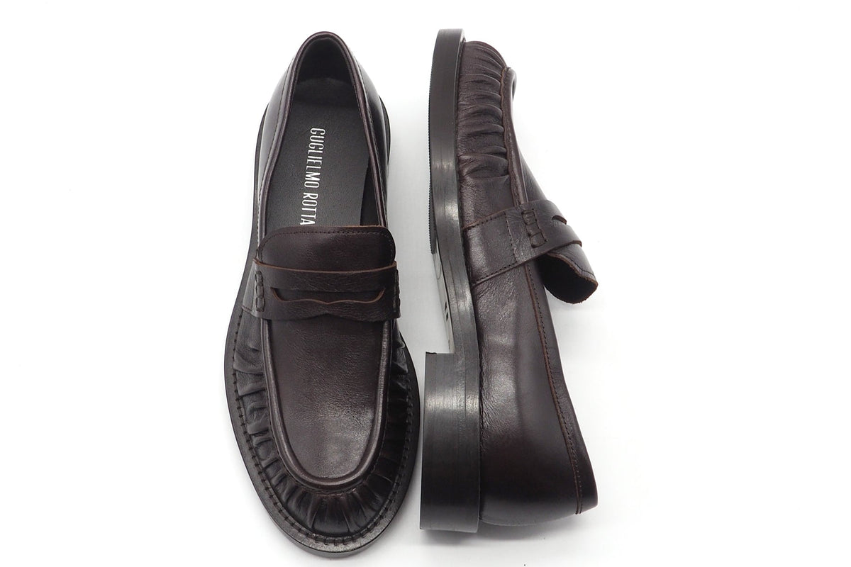 Damen Moccassin aus Glattleder Leder in Dunkelbraun - 2 cm Absatz Damen Loafers & Schnürer Guglielmo Rotta 