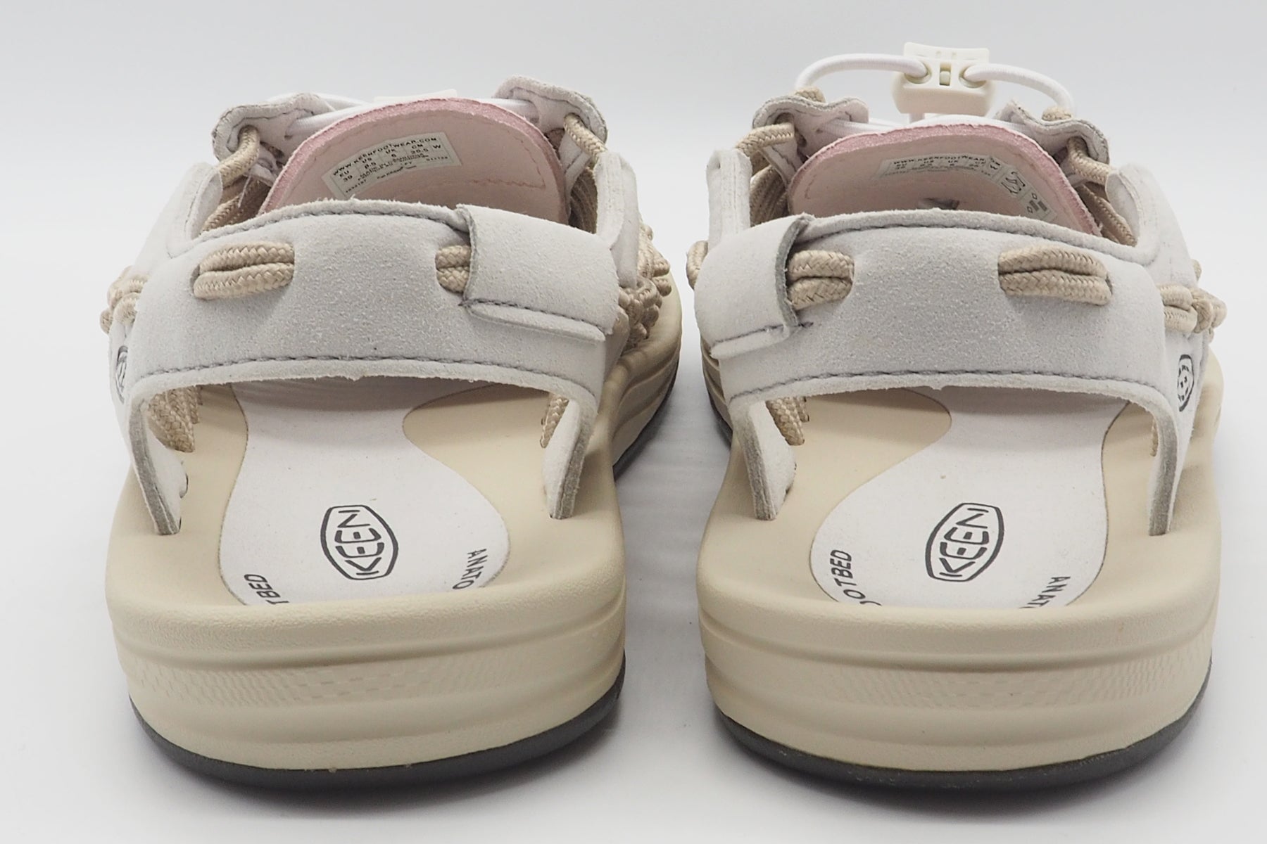 Damen Ourdoor Sandale aus technischer Faser in Beige & Rosa - Uneek Damen Sandale Keen 