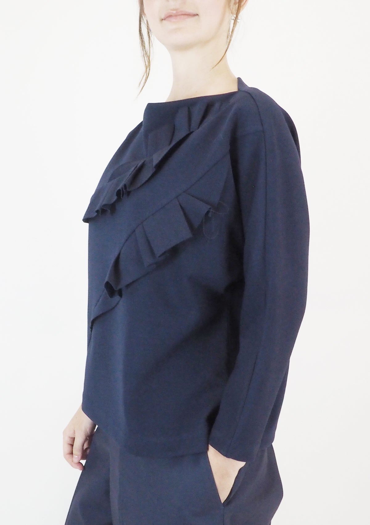 Damen Pullover aus Mischfaser in elegantem Dunkelblau mit Volant Damen Pullover Psophia 
