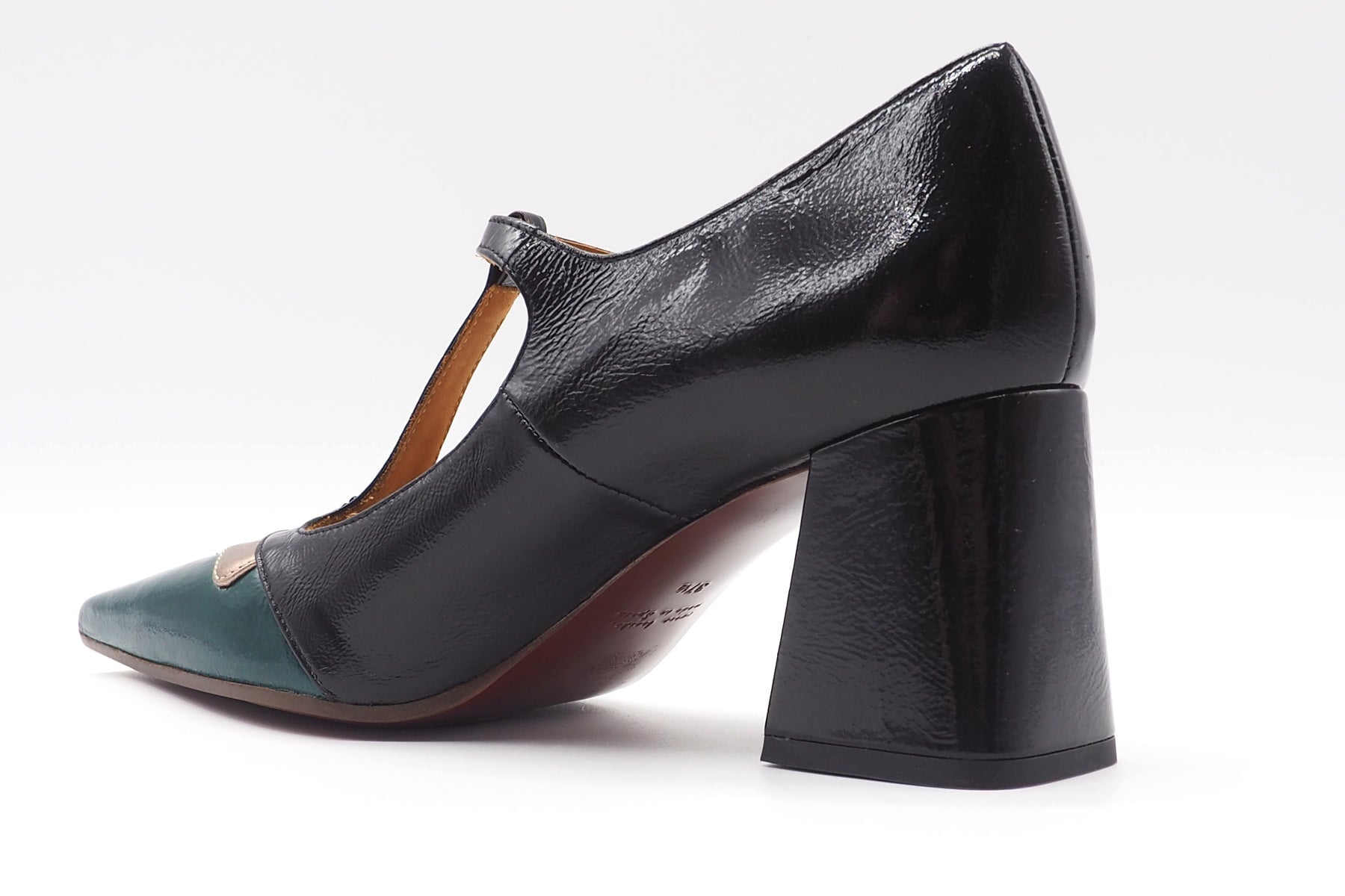 Damen Pumps mit T-Spange in Lackleder in Schwarz & Grün - Aumi Damen Pumps Chie Mihara 