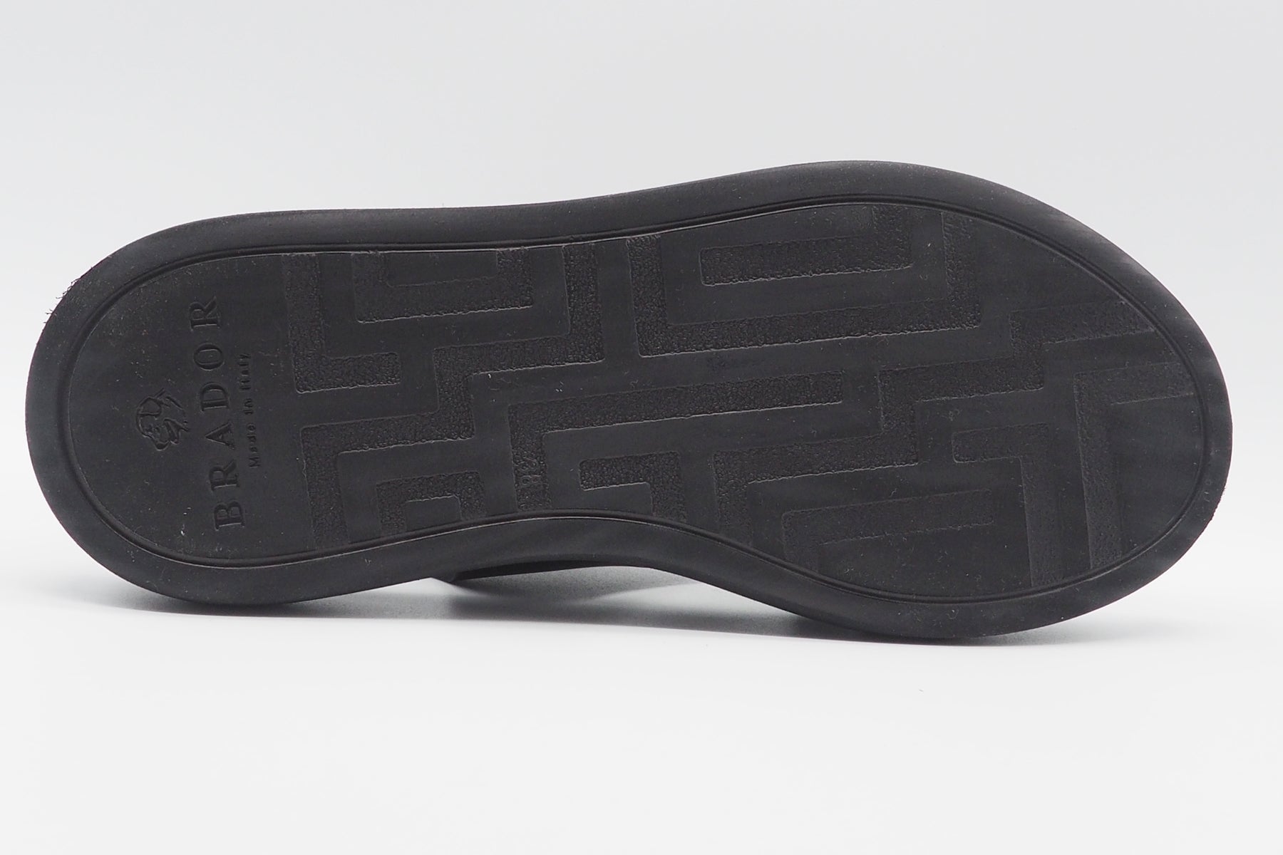 Damen Sandale aus Naturleder in Schwarz auf Leichtsohle - Hand gemacht Damen Sandalen Brador 