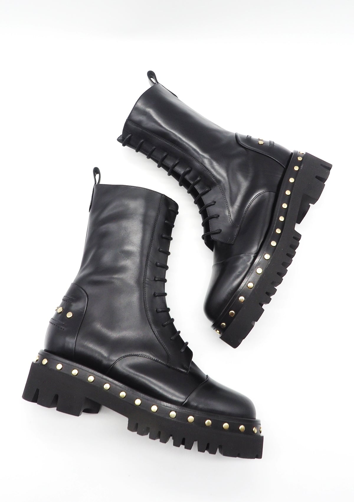 Damen Schnürboot aus schwarzem Glattleder mit Goldnieten & Profilsohle Damen Schnürboots Truman´s 