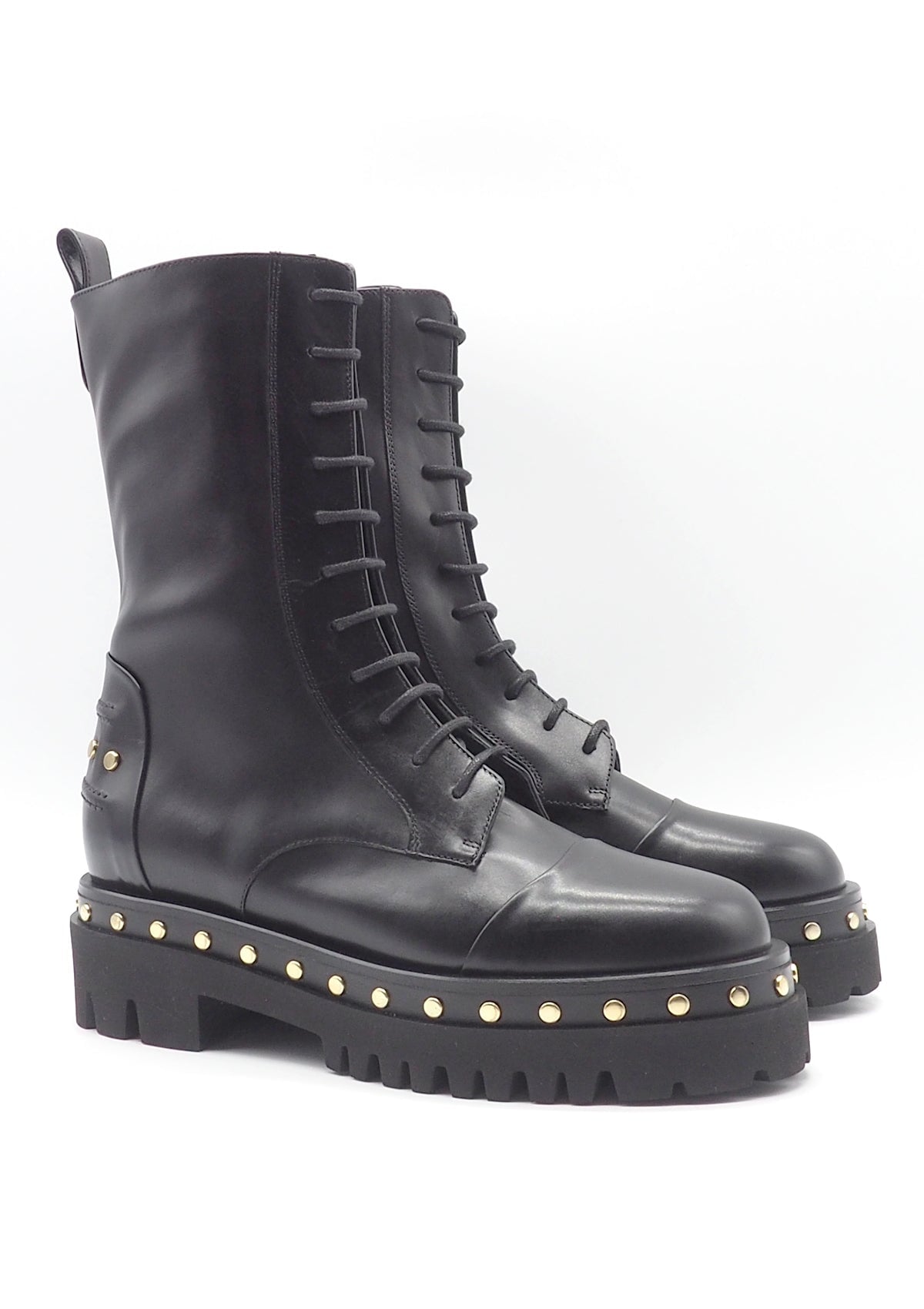 Damen Schnürboot aus schwarzem Glattleder mit Goldnieten & Profilsohle Damen Schnürboots Truman´s 