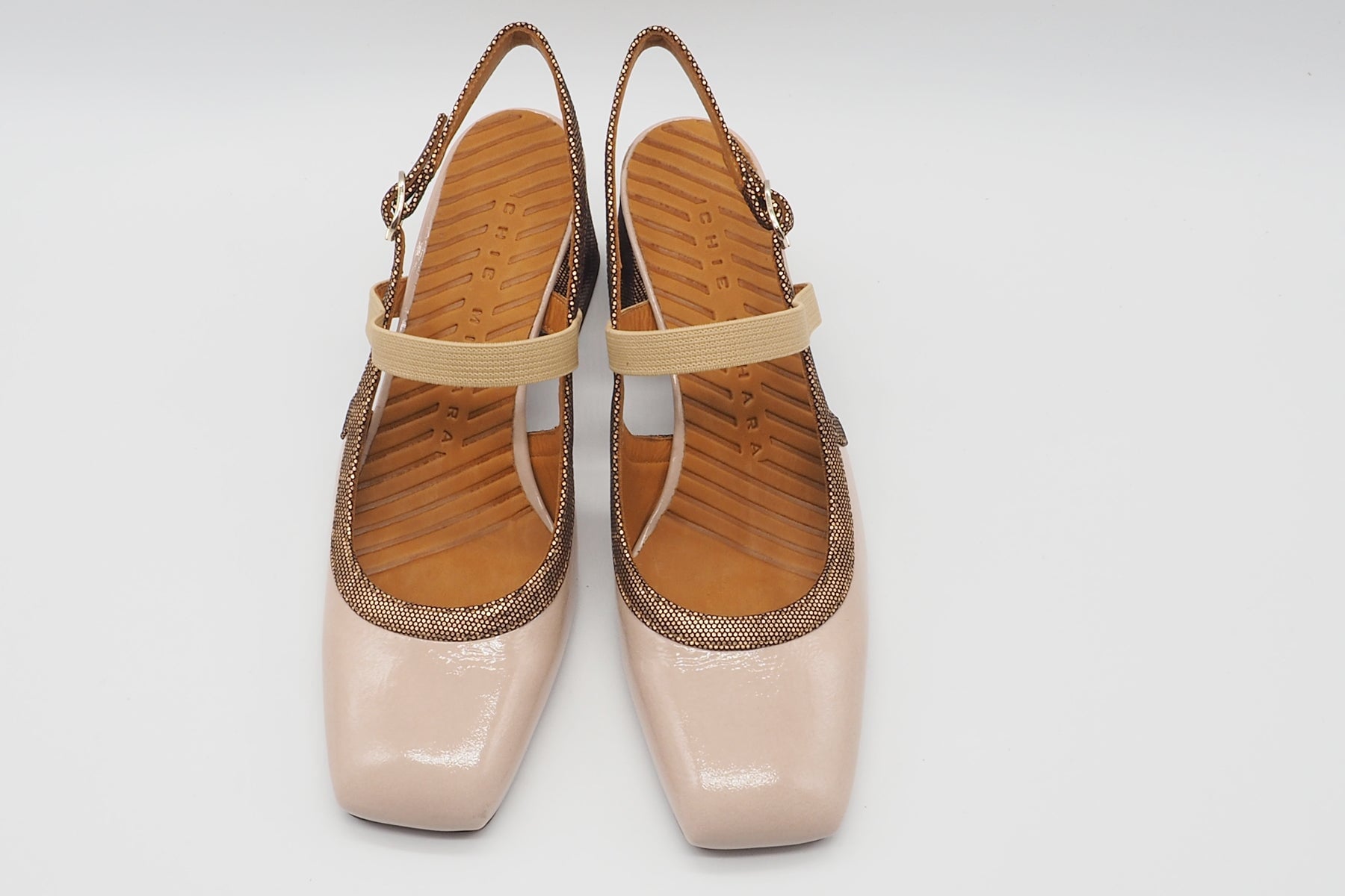 Damen Sling mit Ristriemen aus Lackleder in Rosé & Bronce - Absatz 6 cm Damen Pumps & Slings Chie Mihara 