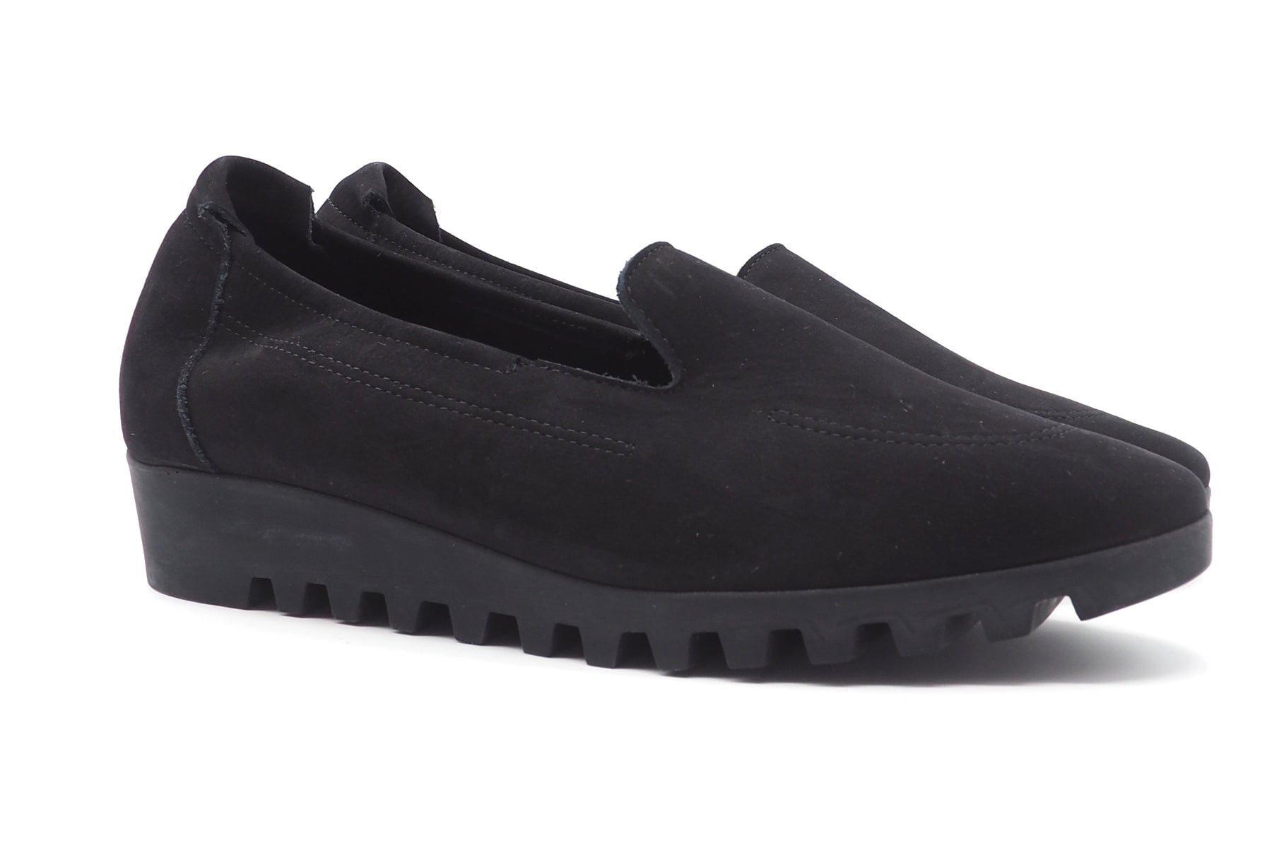 Damen Slipper aus softem Nubukleder in Schwarz - Lomhoo Damen Loafers & Schnürer Arche 