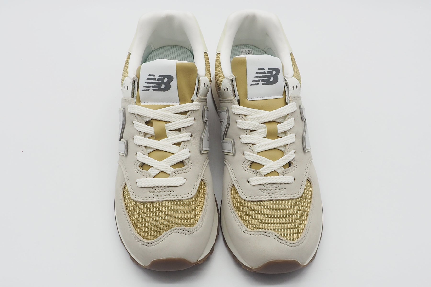 Damen Sneaker 574 in aus Veloursleder & Mesh in Beige & Gold Damen Sneaker New Balance 