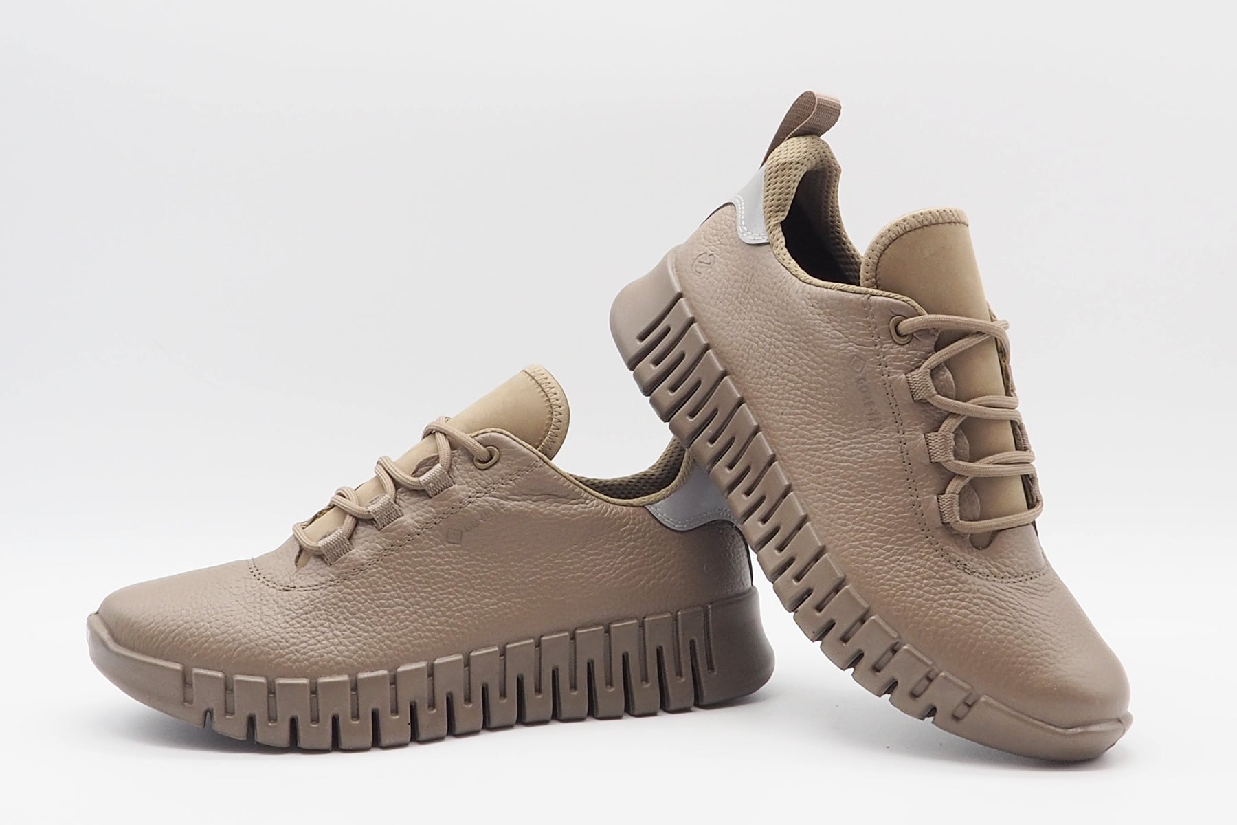 Damen Sneaker aus Leder in Taupe mit Gore-Tex - Gruuv Damen Sneaker Ecco 