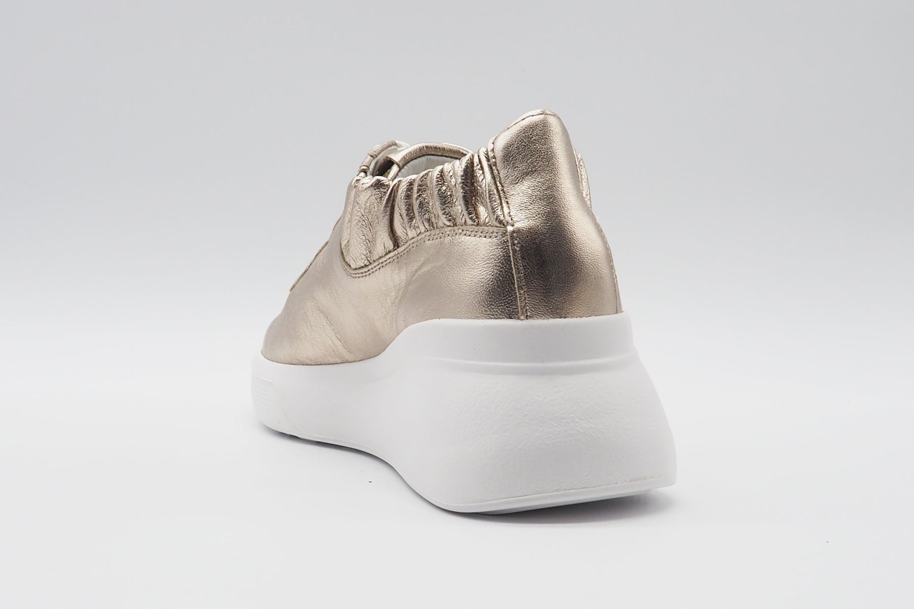 Damen Sneaker aus Metallicleder in Gold mit Keilabsatz - Absatz 5cm Damen Sneaker Högl 