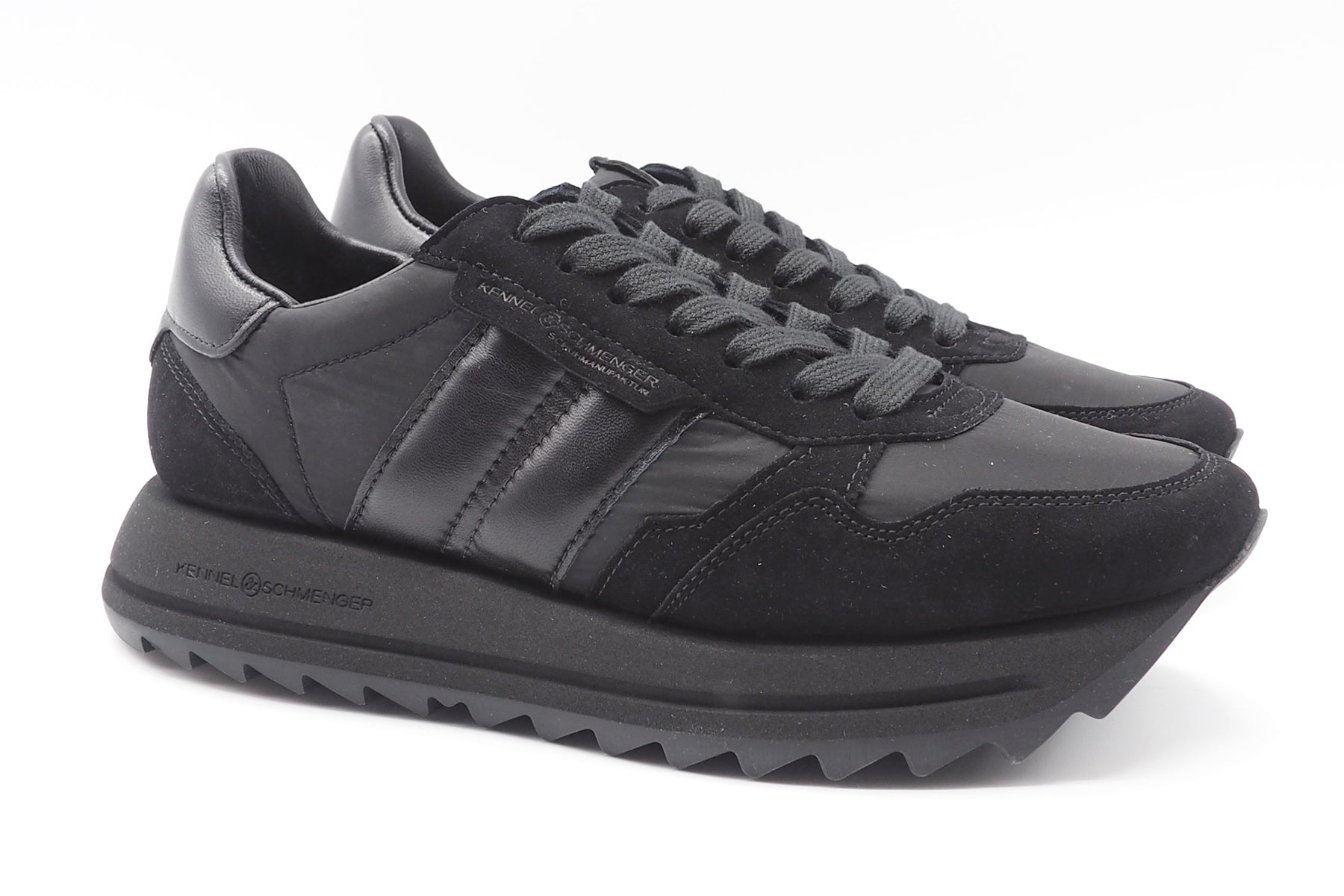 Damen Sneaker aus Nylon & Velours in Schwarz Damen Sneaker Kennel & Schmenger 