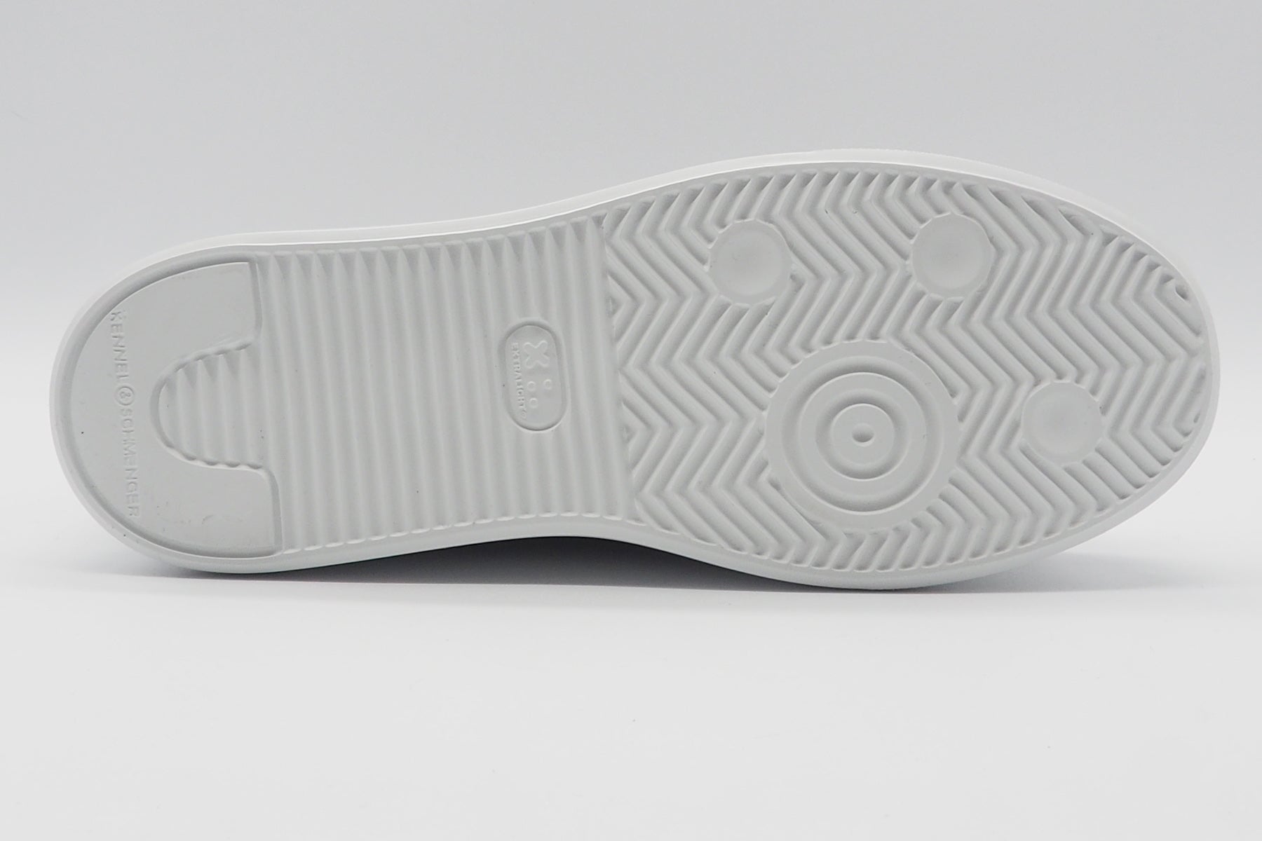 Damen Sneaker aus Velours in Dunkelblau mit leichter Pleatausohle Damen Sneaker Kennel & Schmenger 