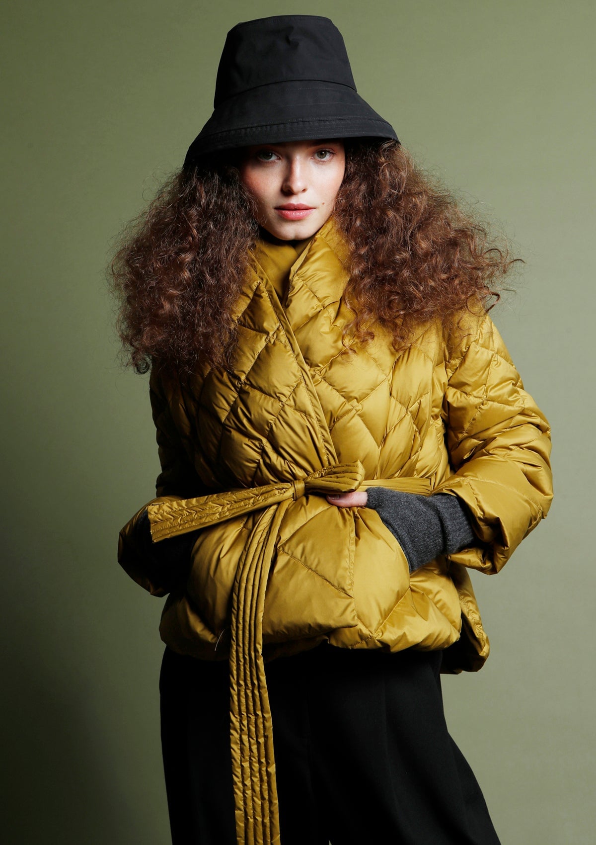 Damen Steppjacke in Antique Gold Damen Jacke Psophia 