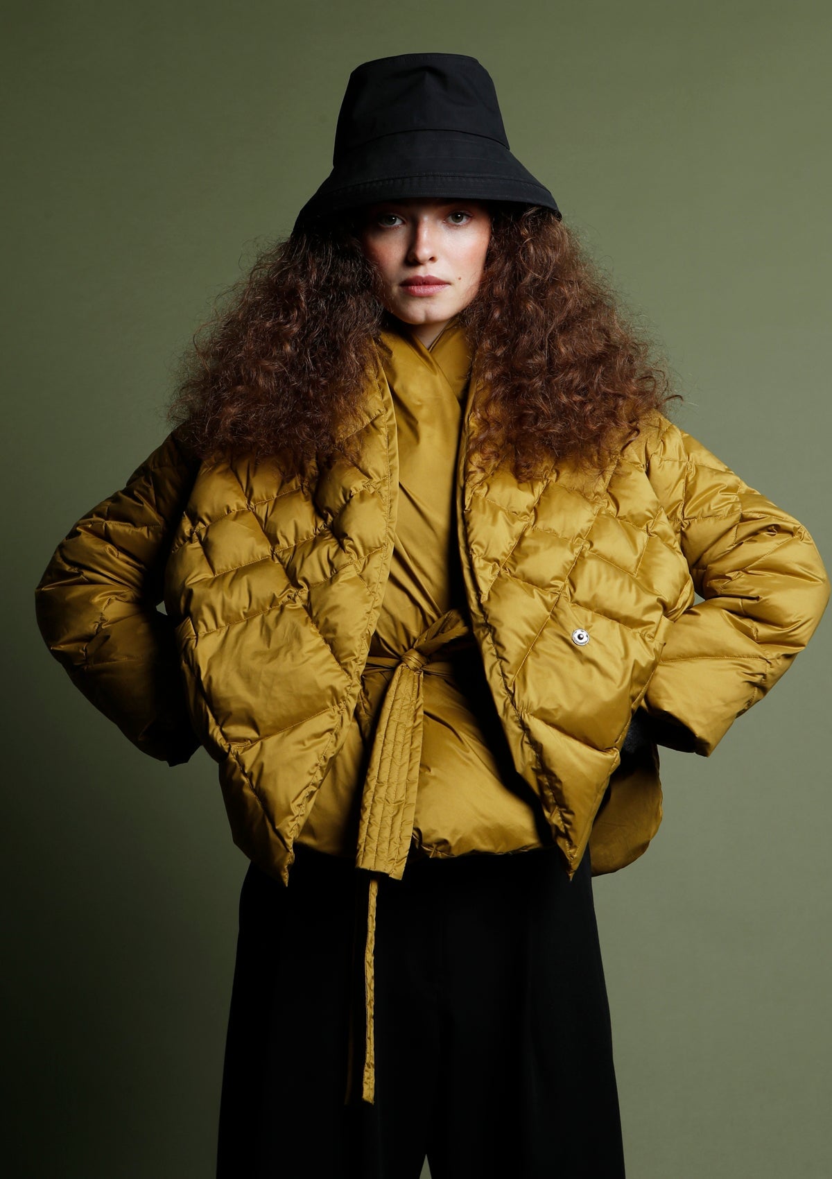 Damen Steppjacke in Antique Gold Damen Jacke Psophia 