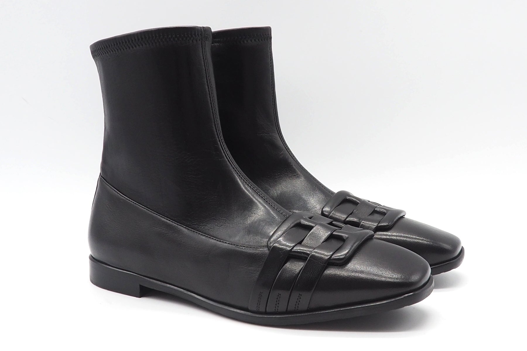 Damen Stiefelette aus feinem Leder mit Stretchschaft & dekorativer Schnalle Damen Stiefeletten Truman´s 