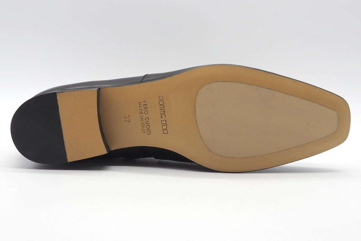 Damen Stiefelette aus softem Handschuhleder in Schwarz - Absatz 2 cm Damen Stiefeletten Pomme D'or 