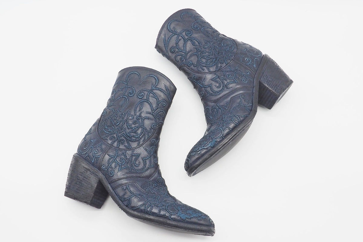Damen Stiefelette im Westernstil in Blau - Glanz bestickt - 6cm Absatz - Hand gefertigt Damen Stiefeletten Fauzian Jeunesse 