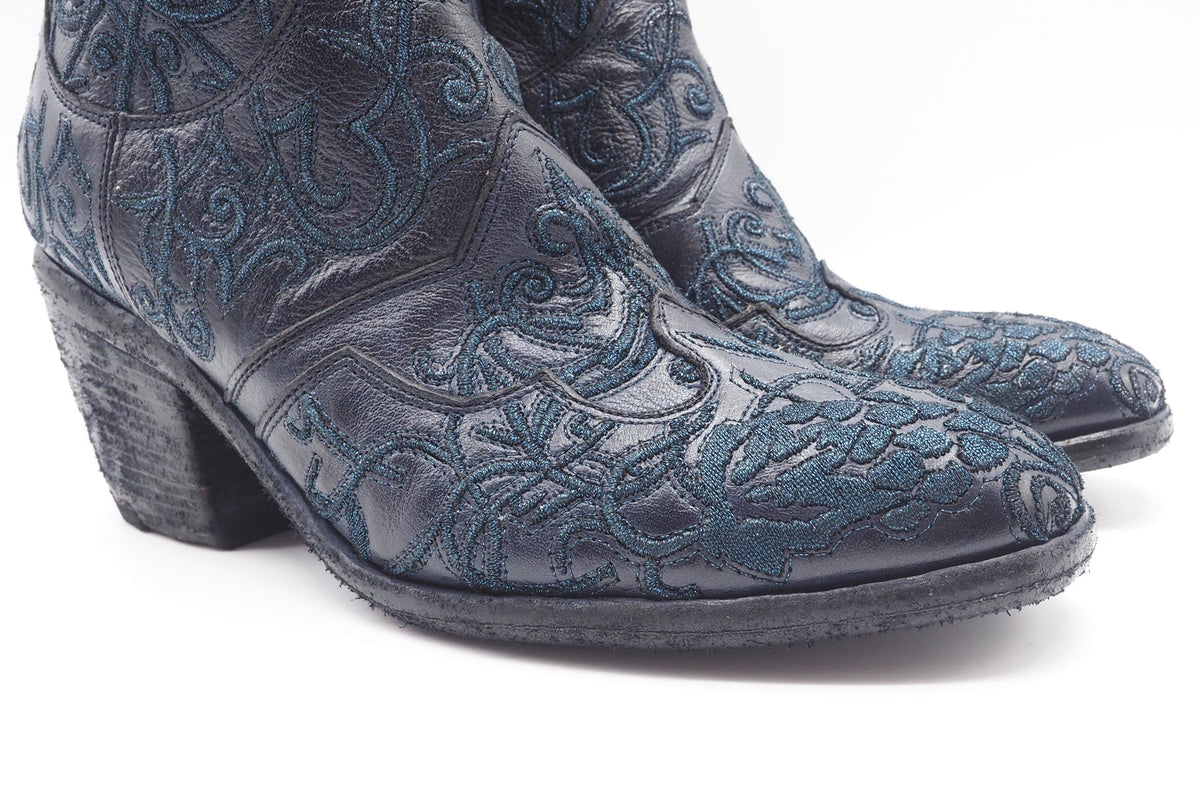 Damen Stiefelette im Westernstil in Blau - Glanz bestickt - 6cm Absatz - Hand gefertigt Damen Stiefeletten Fauzian Jeunesse 