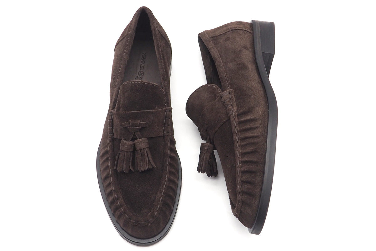 Damenloafer aus Velours in Dunkelbraun mit Mokassin-Naht und Tasseldetails - 2,5 cm Absatz Damen Loafers & Schnürer Kennel & Schmenger 