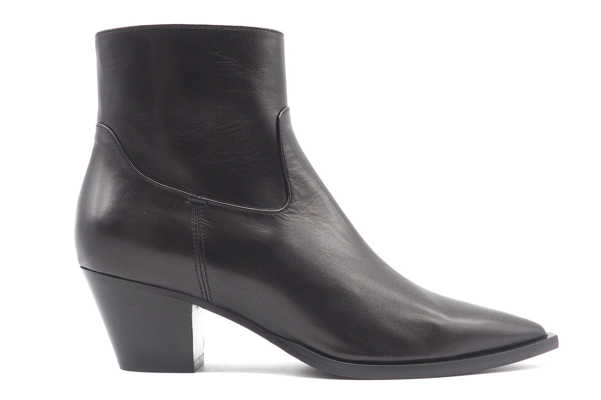 Edle spitze Stiefelette in softem Leder Schwarz in Sacchettotechnik - 5 cm Damen Stiefeletten Mara Bini 