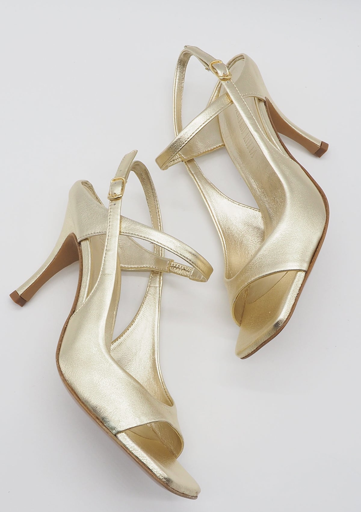Elegante Damen Sandale mit Ristriemen in Leder Gold - 8 cm Absatz Damen Sandalen Guglielmo Rotta 
