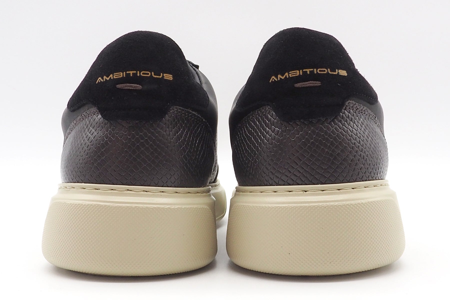 Eleganter Herren Sneaker aus Leder in Schwarz Herren Sneaker Ambitious 