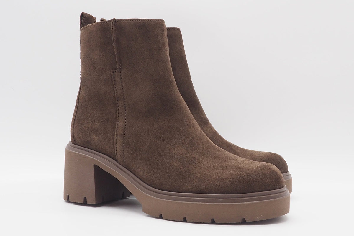 Feminine Damen Stiefelette aus Veloursleder in Braun mit Trotteurabsatz Damen Stiefeletten Gabor 