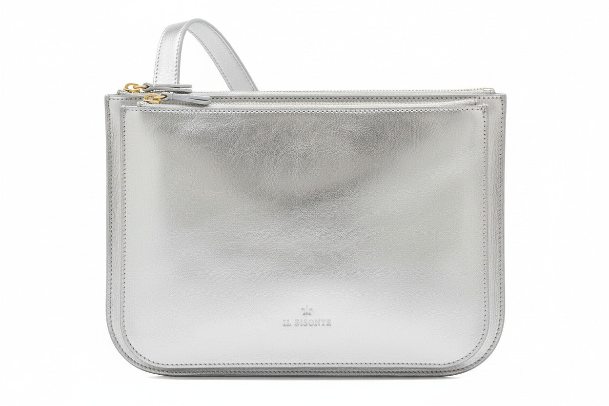 Flache Crossbodybag aus laminiertem Naturleder in Gold - Roseto Taschen Crossbody & Schultertasche Il Bisonte 