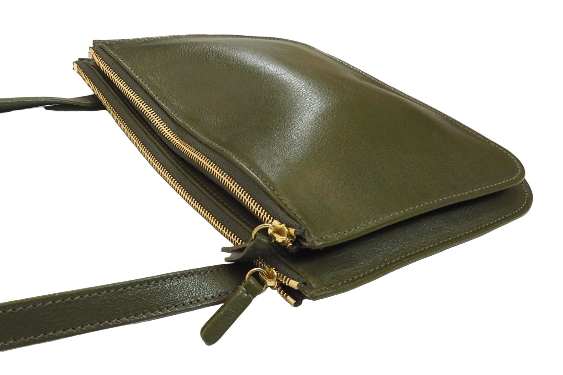 Flache Crossbodybag aus Naturleder in Oliv Taschen Crossbody & Schultertaschen Il Bisonte 