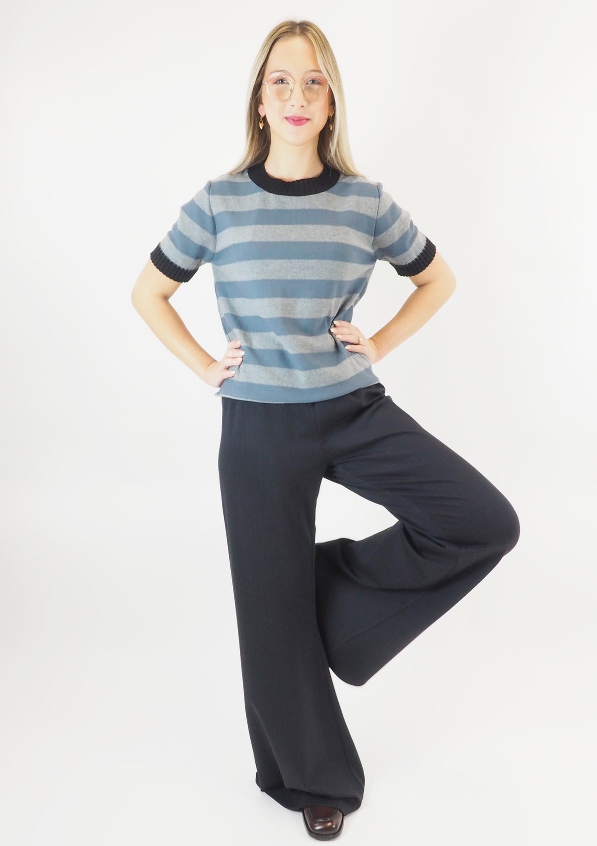 Gestreifter Damenpullover aus Schurwolle in Blau Damen Ready to wear Fashion Hannes Roether 