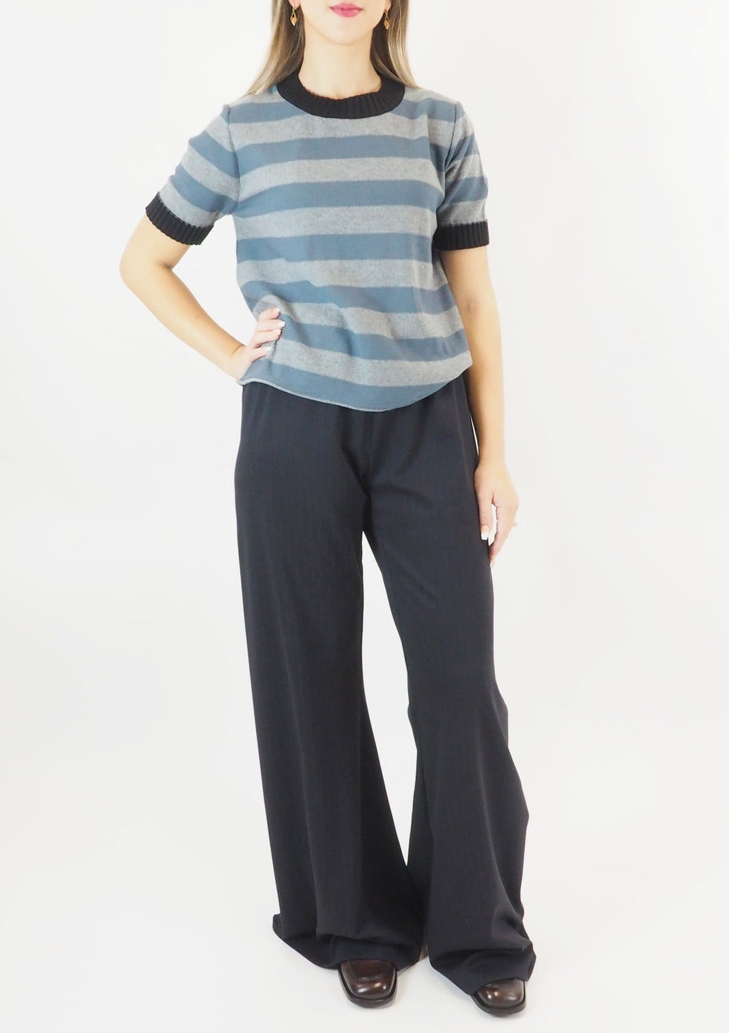 Gestreifter Damenpullover aus Schurwolle in Blau Damen Ready to wear Fashion Hannes Roether 