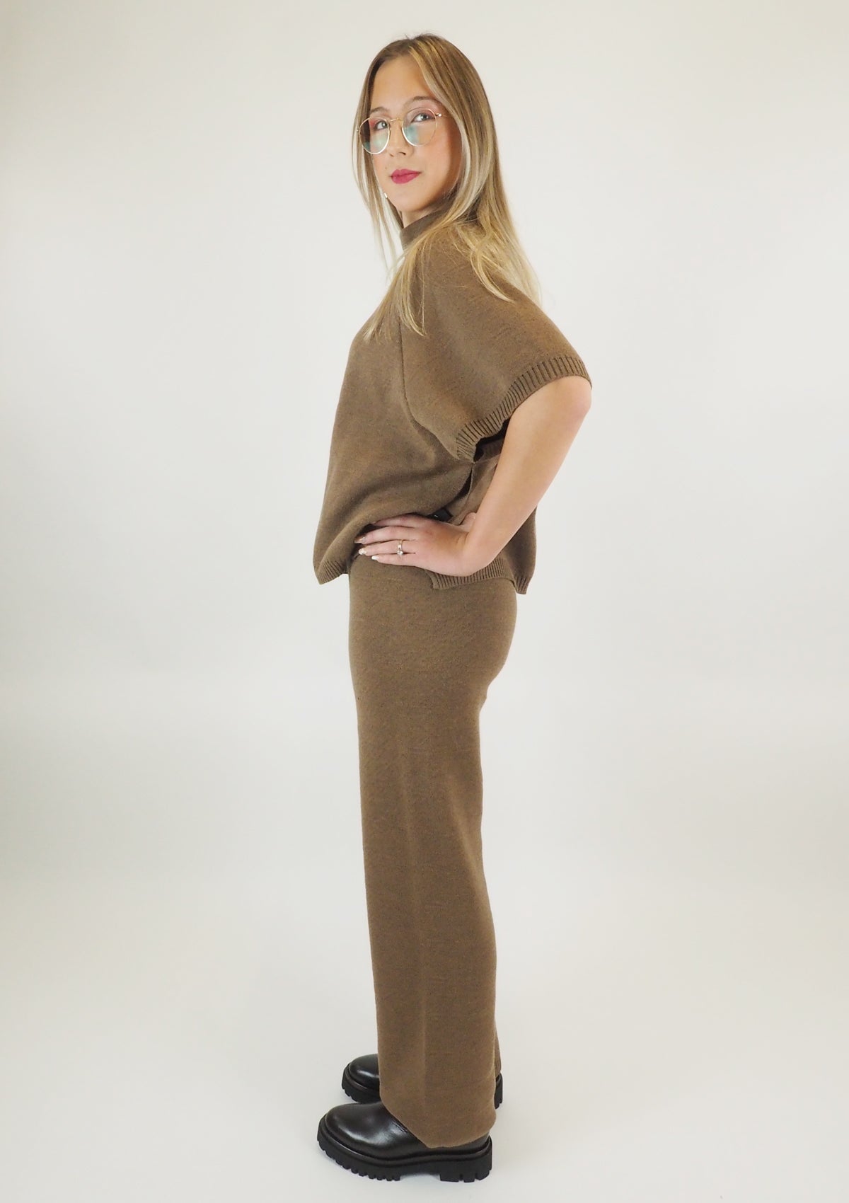 Gestrickte Damenhose aus Schurwolle in Braun Damen Ready to wear Fashion Hannes Roether 