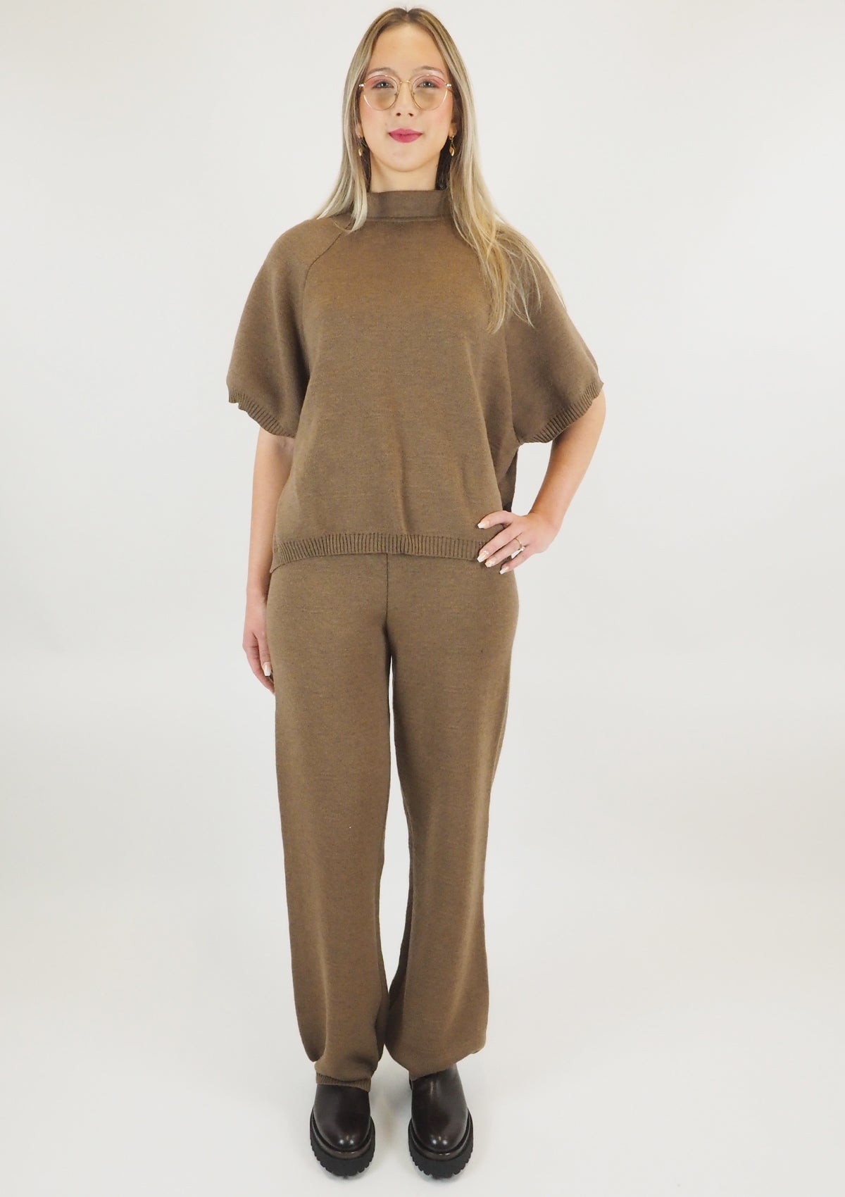 Gestrickte Damenhose aus Schurwolle in Braun Damen Ready to wear Fashion Hannes Roether 
