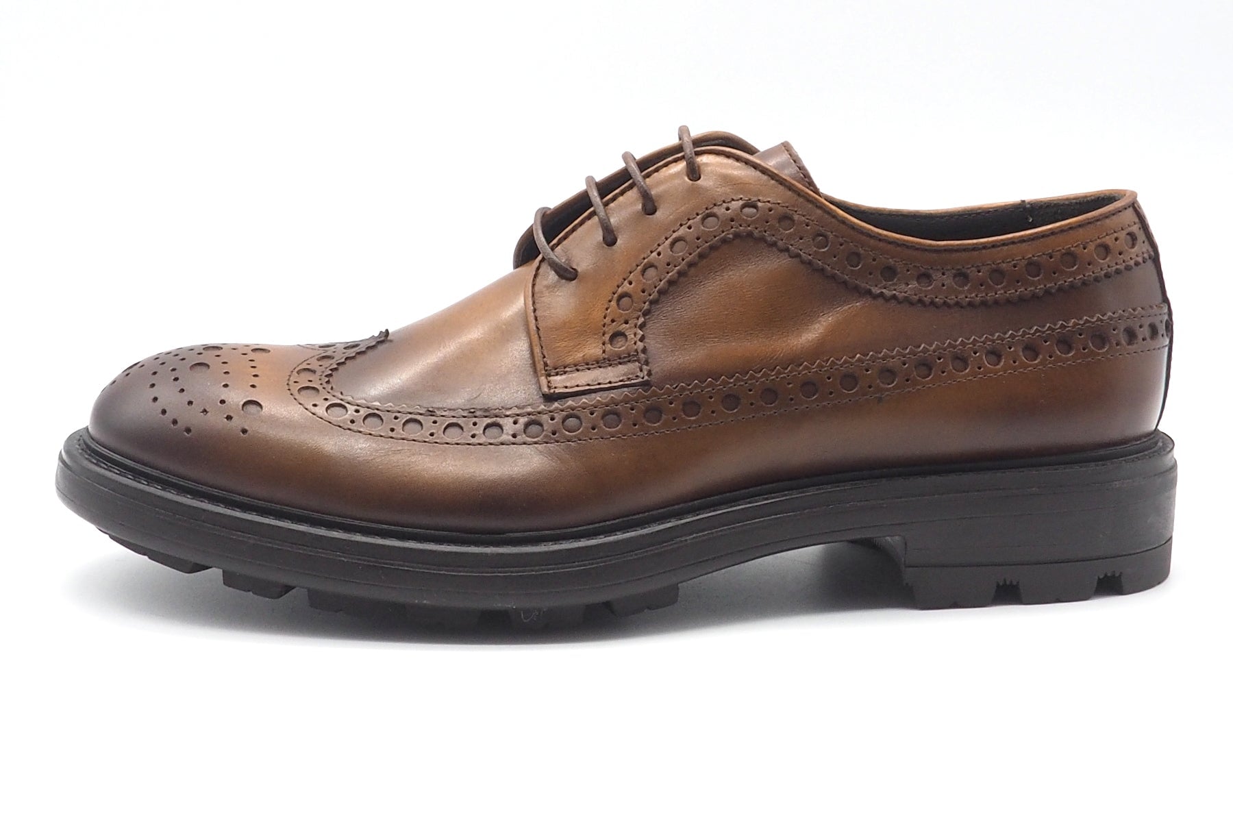 Herren Derbyschnürschuh in Cognac mit Englisch Lochung & Gummisohle Herren Klassik modern Corvari 