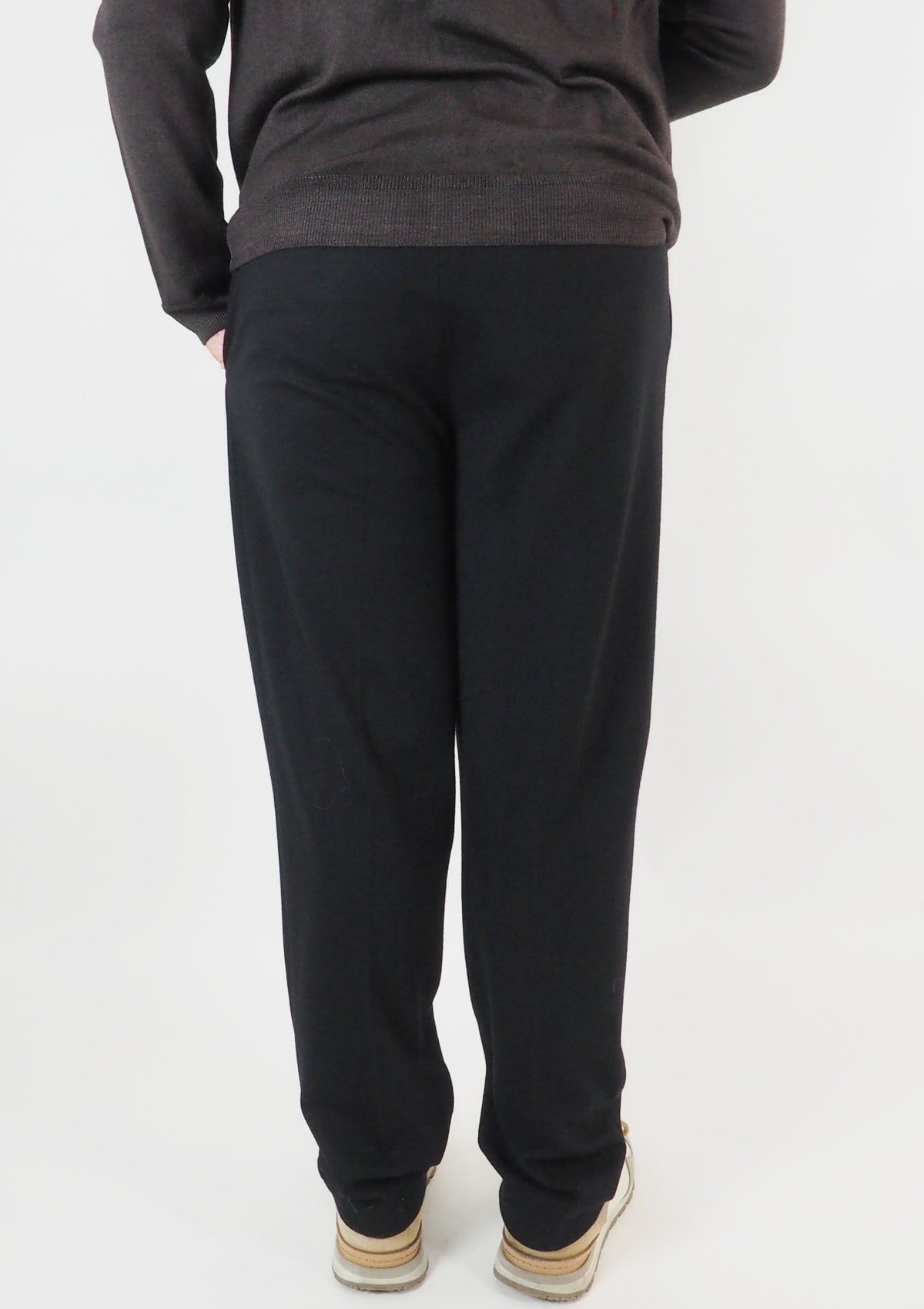 Herren Faltenhose in Schwarz Herren Hose Psophia 