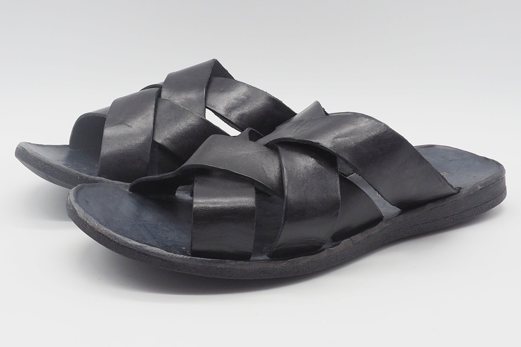 Herren Pantoffel aus Naturleder mit Bandagen in Schwarz - Handgemacht Herren Sommer Schuhe Brador 