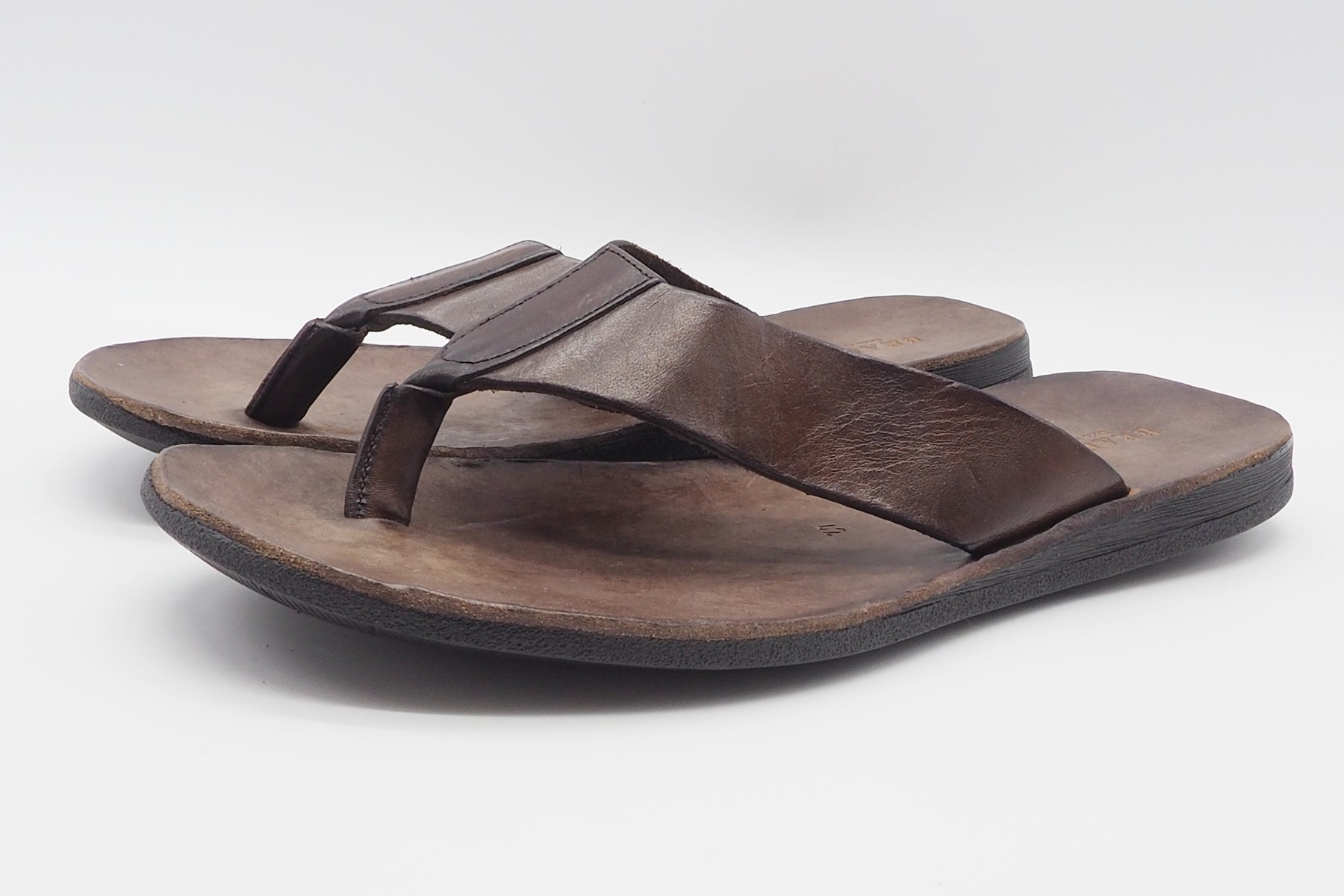 Herren Pantolette mit Zehentrenner aus Leder in Rotbraun - Handgemacht Herren Sommer Schuhe Brador 