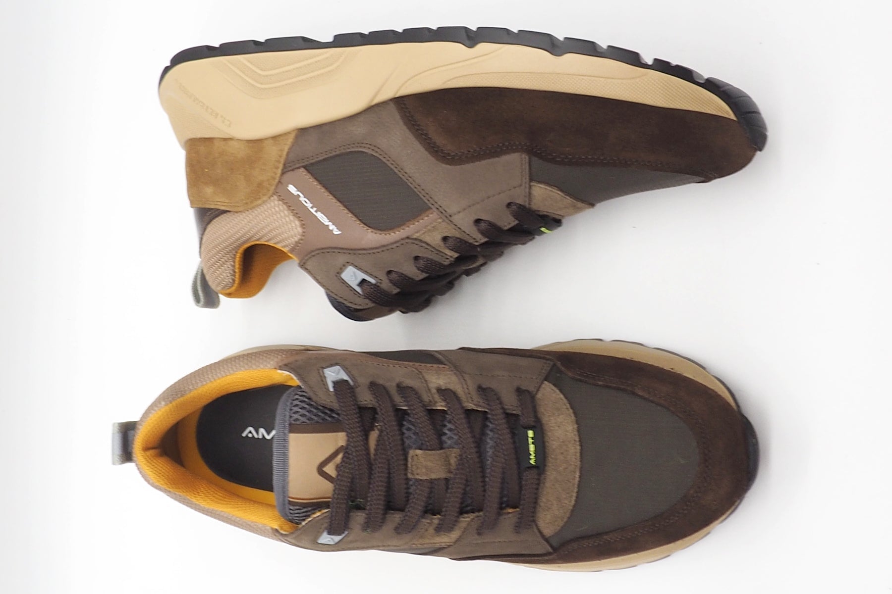 Herren Running Sneaker aus Mesh & Velours in Brauntönen Herren Sneaker Ambitious 