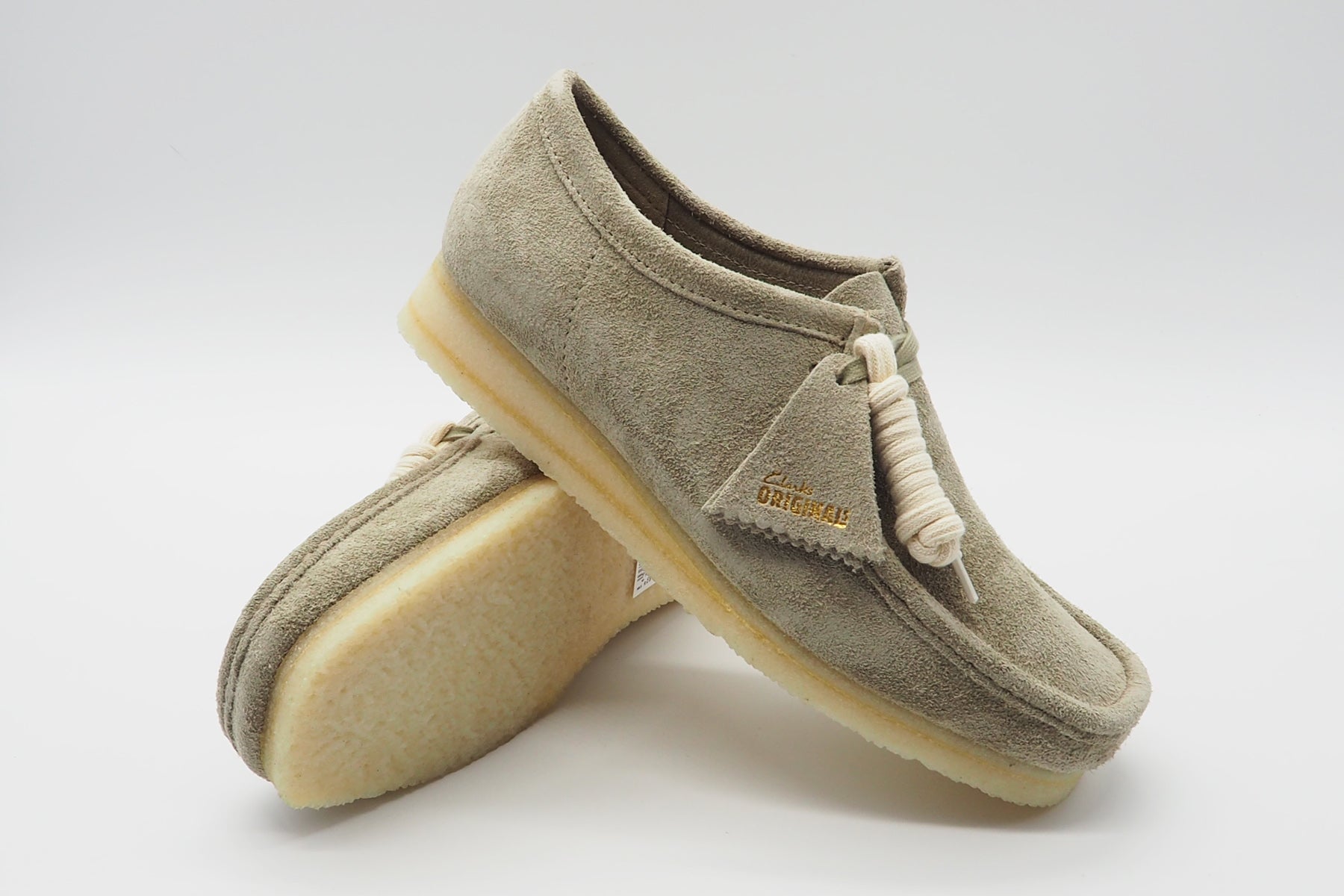 Herren Sneaker aus Veloursleder in Hellgrau - Wallabee - Clarks Originals Herren Sneaker Clarks Originals 