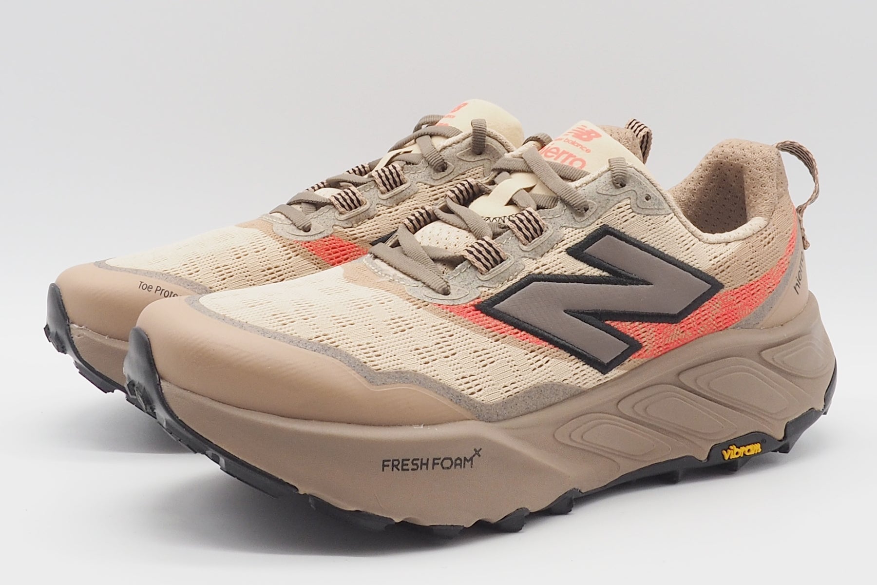 Herren Sneaker Fresh Foam X Hierro v9 "Trail Running" in Sand auf Vibram Sohle Herren Sneaker New Balance 