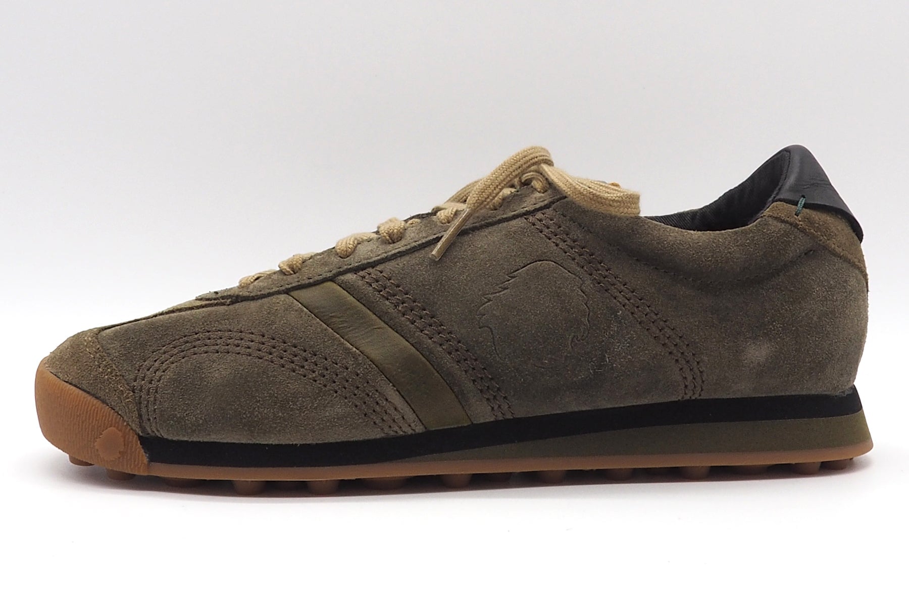 Herren Sneaker im Retro-Style aus Velours in Oliv - Stardust Herren Sneaker Satorisan 