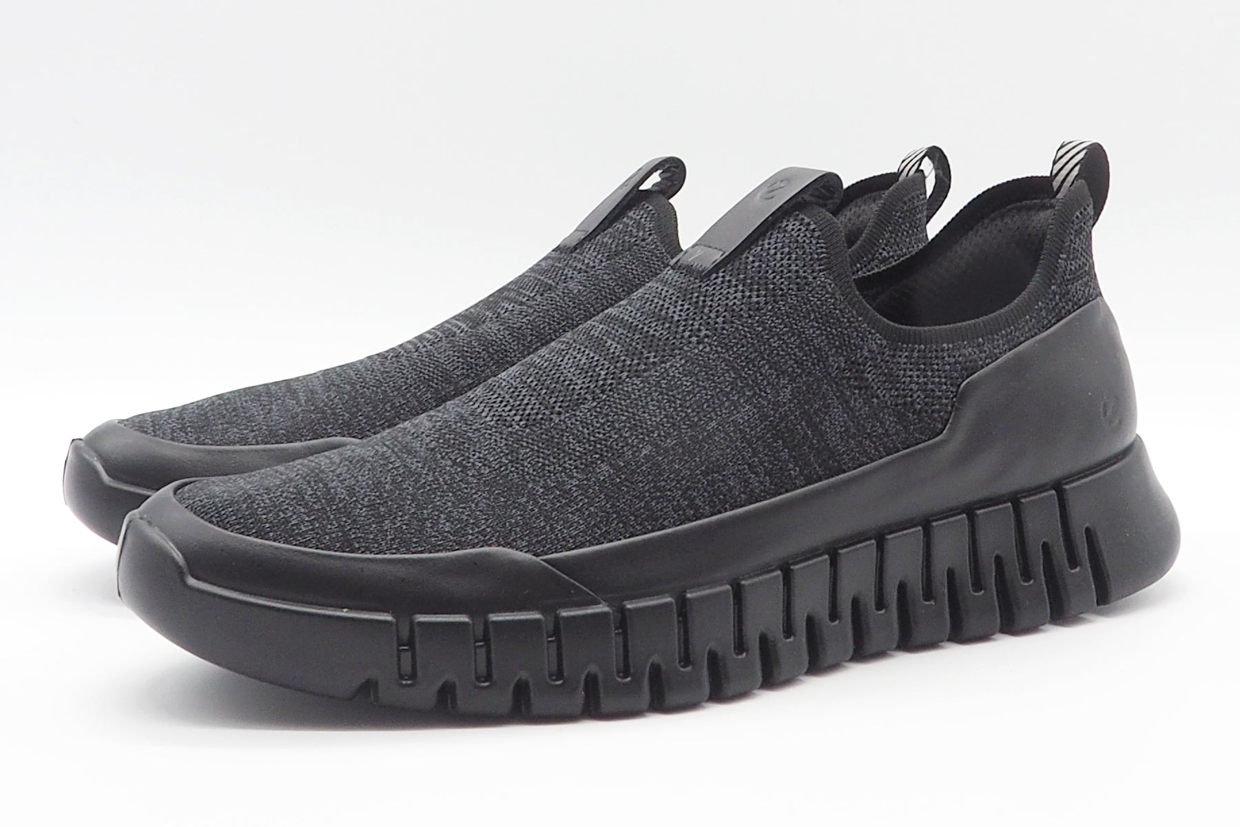 Herren Sneaker zum Schnlüpfen aus Leder & Textil in Schwarz - Gruuv Herren Sneaker Ecco 