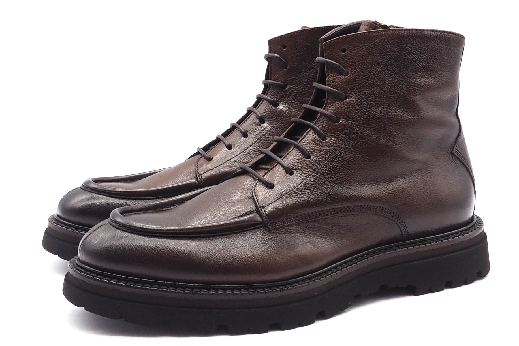 Herren Stiefeletten mit Moccassinnaht aus Leder in Braun & Reissverschluss Herren Stiefeletten Corvari 