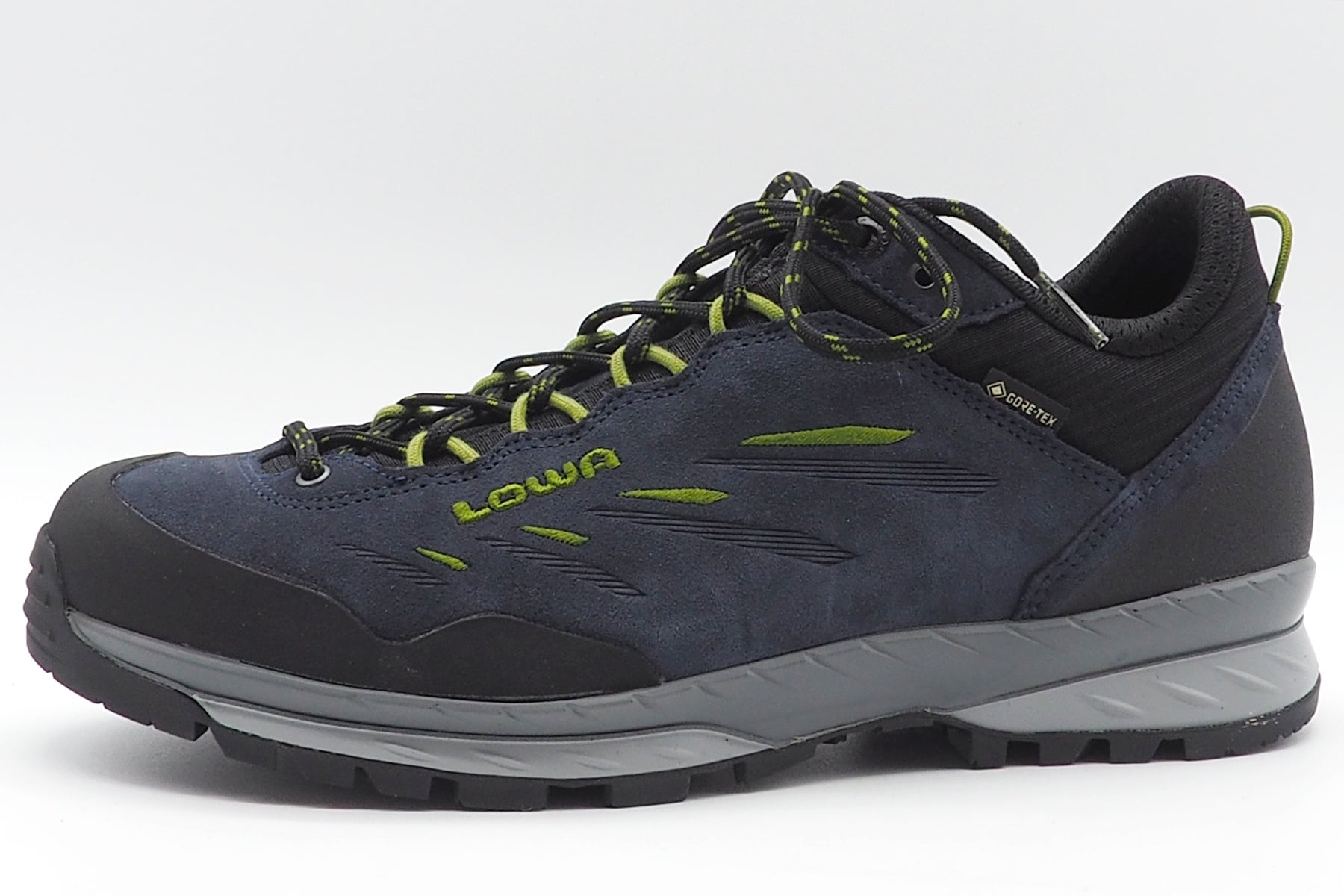 Herren Trekking Sneaker mit Vibram-Sohle in Blau Herrem Sneaker Lowa 