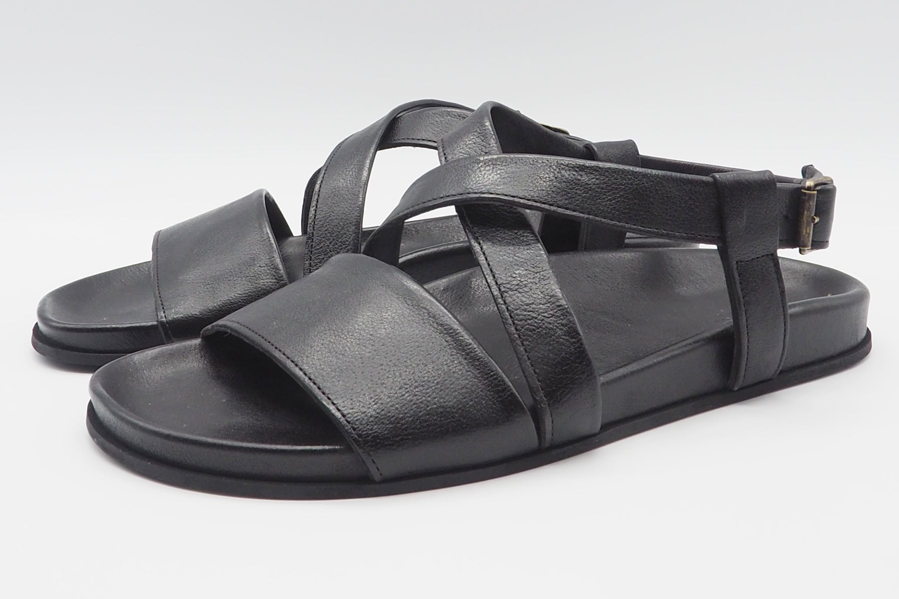 Herrensandale mit Tieffussbett aus Leder in Schwarz - Handgemacht Herren Sommer Schuhe Brador 