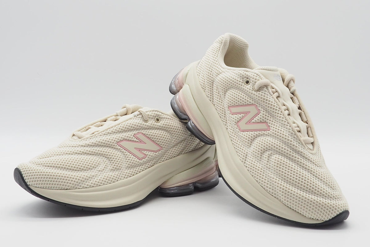 Ikonischer Damen Sneaker 5030 aus Mesh in Creme & Rosa Damen Sneaker New Balance 