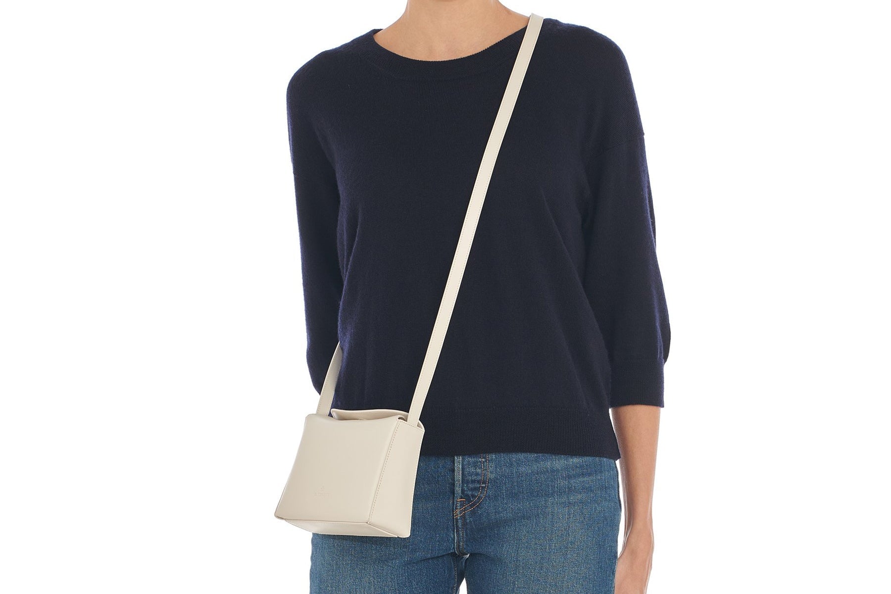 Kleine Crossbody-Tasche aus Leder in Offwhite Taschen Crossbody & Schultertaschen Il Bisonte 