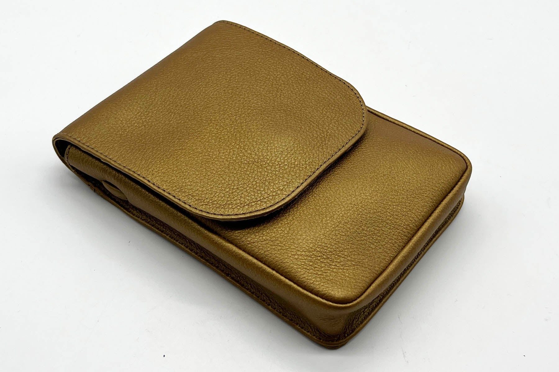 Kleine Crossbodytasche aus Metallic Leder in Gold Taschen Crossbody & Schultertaschen Arche 