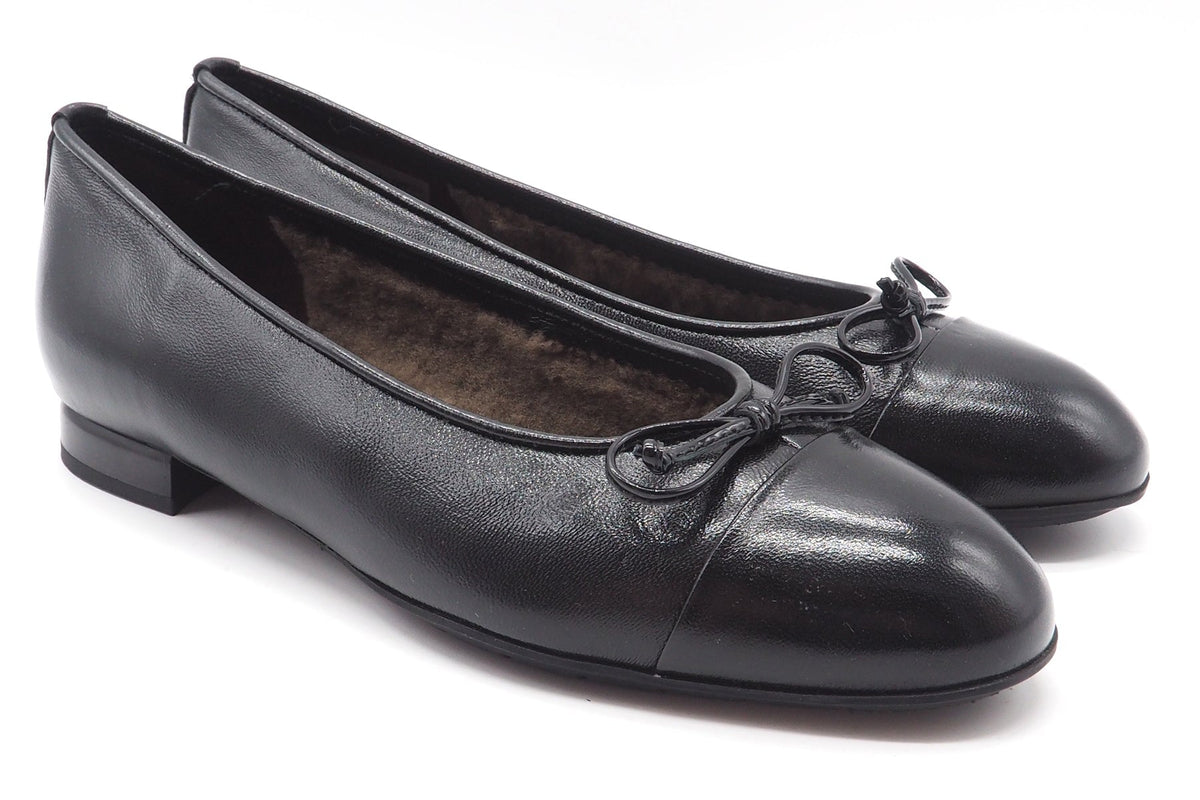 Lammfell gefütteter Damen Ballerina aus softem Lackleder in Schwarz - 1,5 cm Absatz Damen Ballerinas Brunate 
