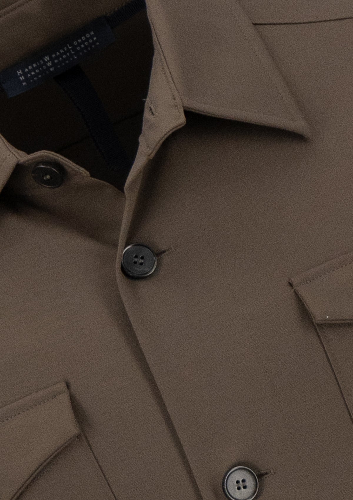 Lässig elegante Herren Hemdjacke aus Techno-Viskose in warmem Braun Herren Blazer Harris Wharf London 