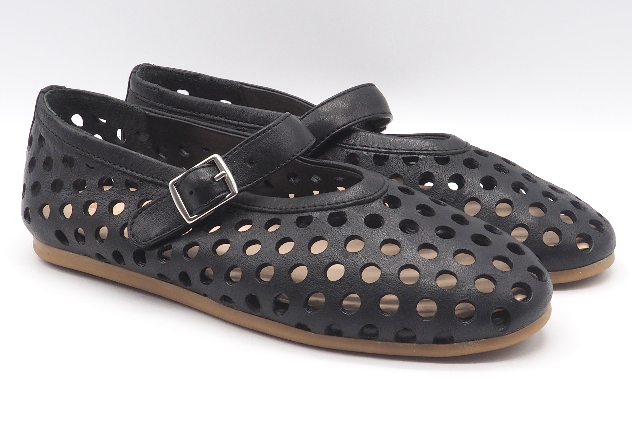 Mary-Jane Damen Ballerina aus perforiertem Leder in Schwarz mit Ristspange Damen Ballerinas Werner 